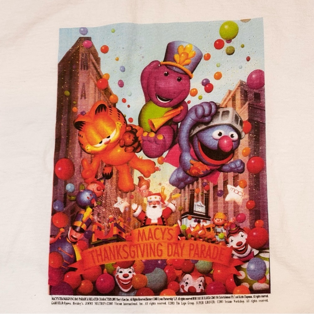 Vintage 2003 Macys Thanksgiving Day Parade T-Shirt Garfield Grover Barney XL